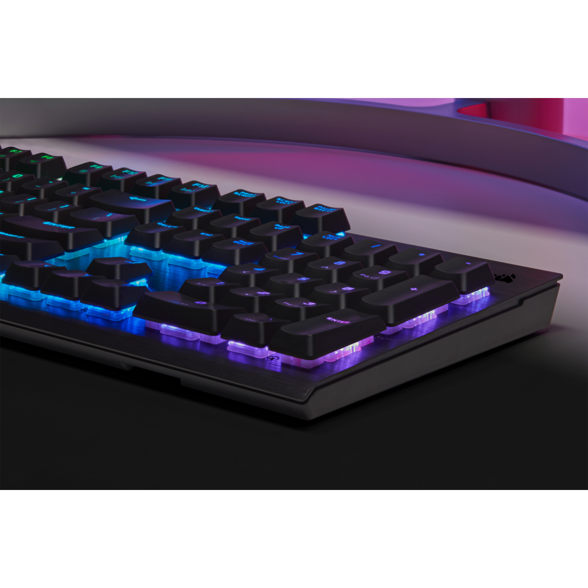 Corsair K60 RGB PRO Low Profile Tastatur Gaming USB Schwarz Corsair K60 RGB PRO Low Profile Tastatur Gaming USB Schwarz