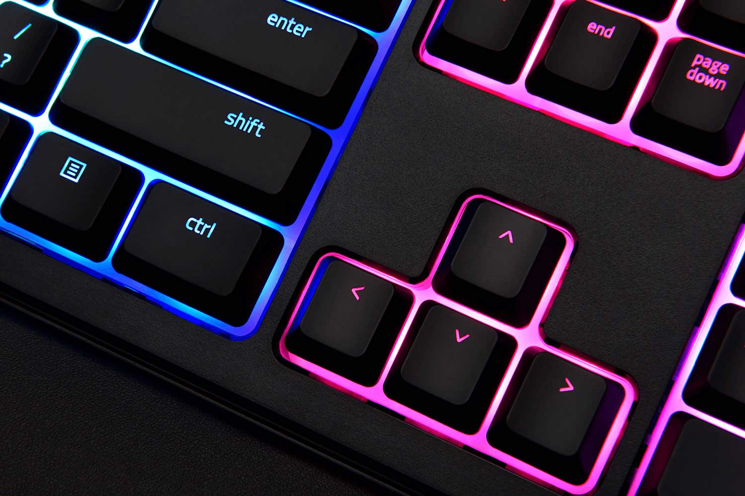 Razer Ornata Chroma Gaming Keyboard Mecha-Membrane Switches RGB CHE Layout - QWERTZ